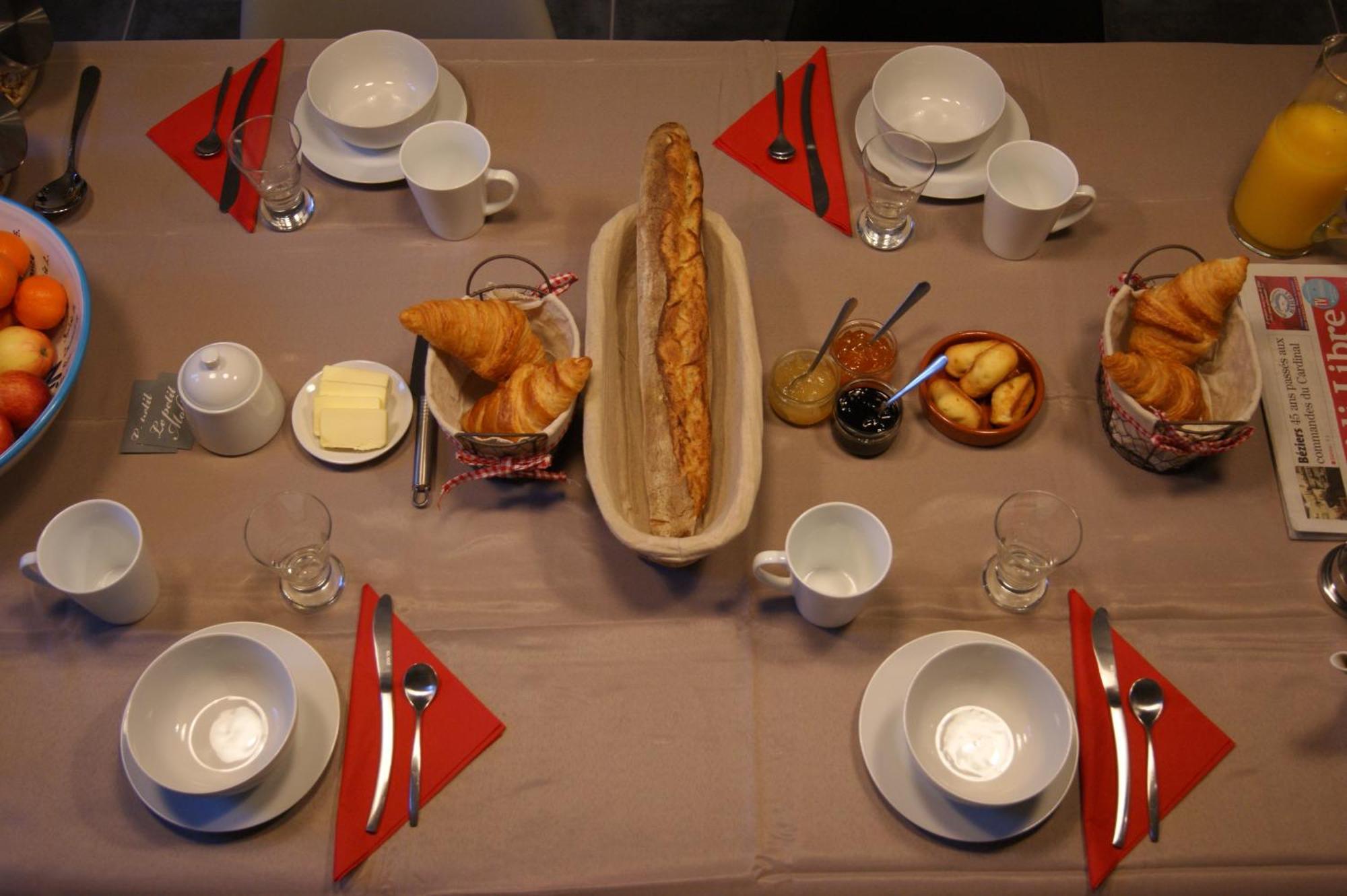 Bed and Breakfast Le Petit Moliere Servian Exteriér fotografie